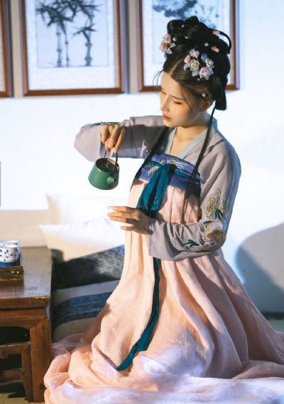 激情艳妇熟女系列小说_720在线观看电视