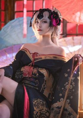 欧美十大色情明星thunder_高清高清完整版播放